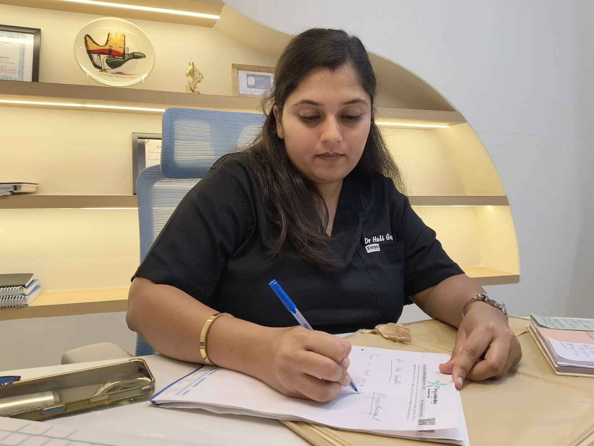 Dr. Heli – Physiotherapist